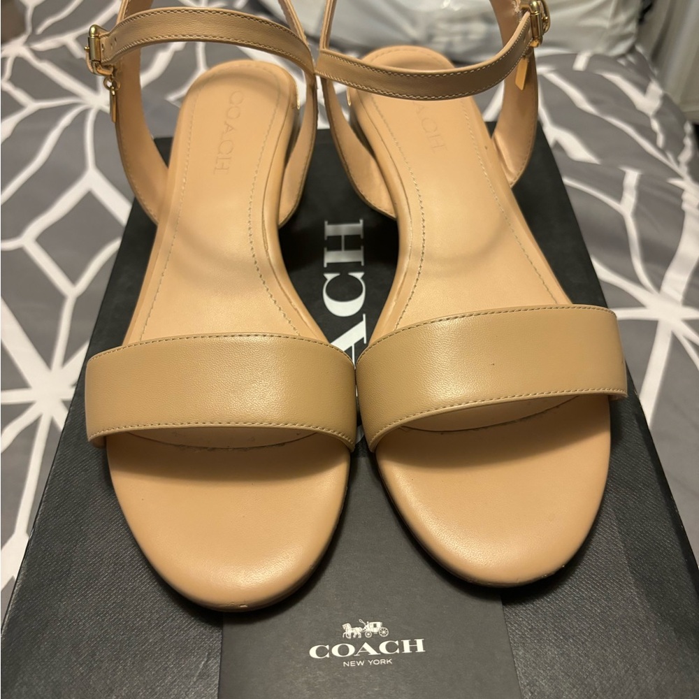 COACH IDA 35 LEATHER SANDALS